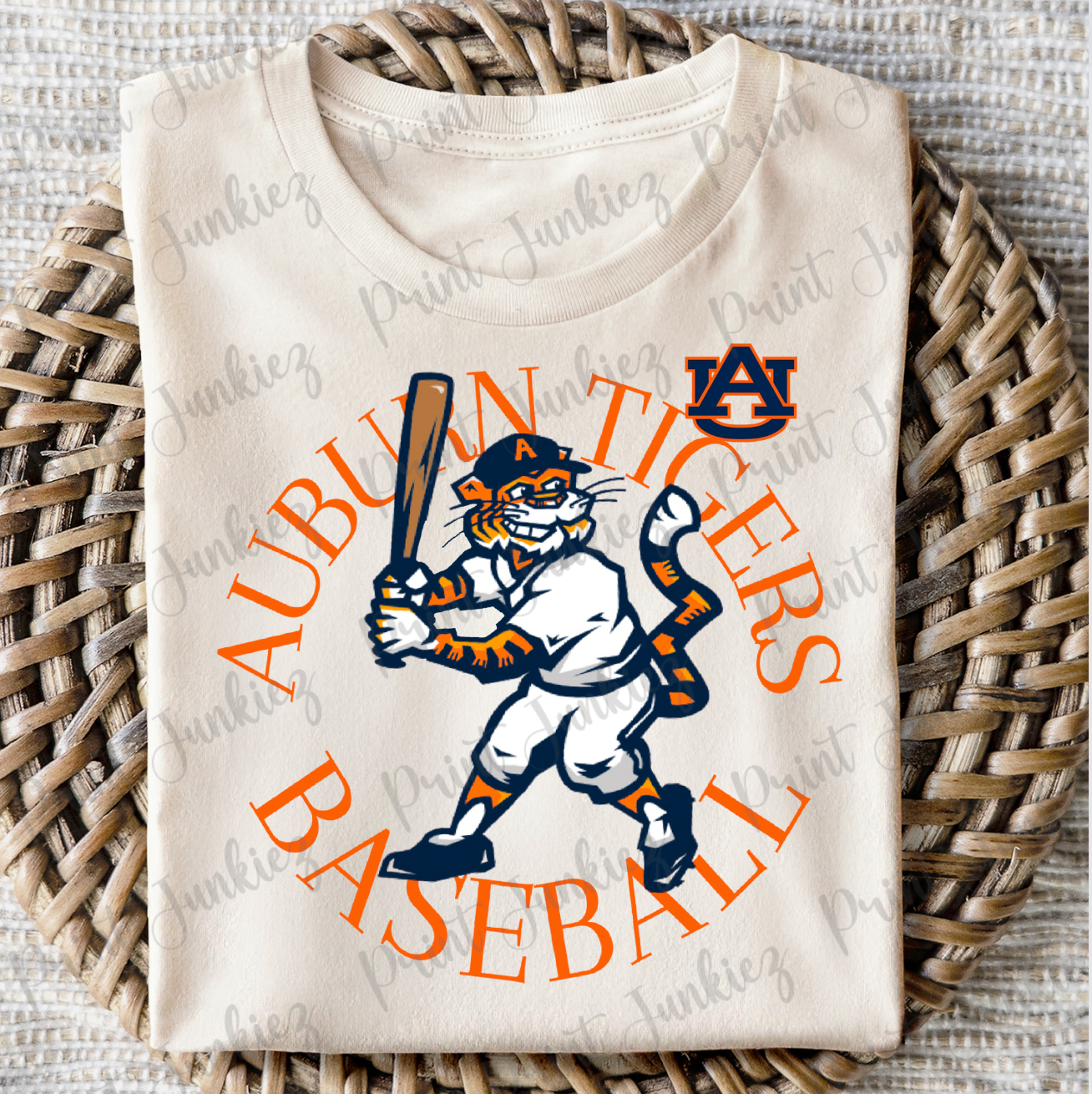 Auburn Baseball Aubie Batting